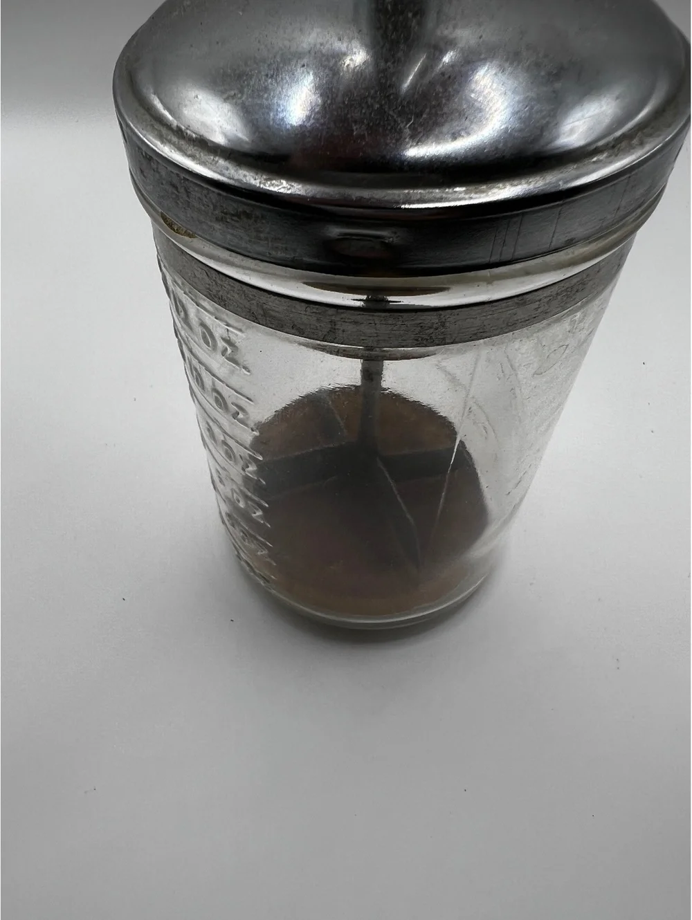 Vintage 1950’s Glass Measurements Food Chopper Metal Lid green Wooden Handle